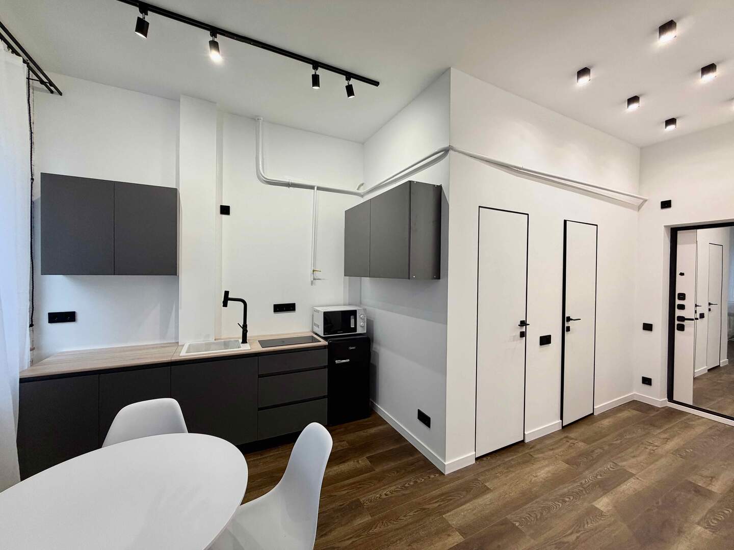 Москва и МО, Москва, Печатников переулок, 10; Квартира 29,80м² 1/3 эт.