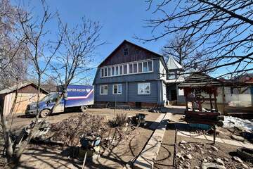 Дом, 303 м², 2 эт.